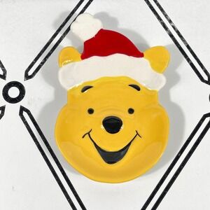 Disney Winnie the Pooh Santa Hat Christmas Ceramic Plate Zrike Brands Yellow 8in